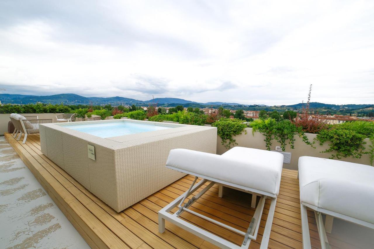 The Rooftop * Florencia